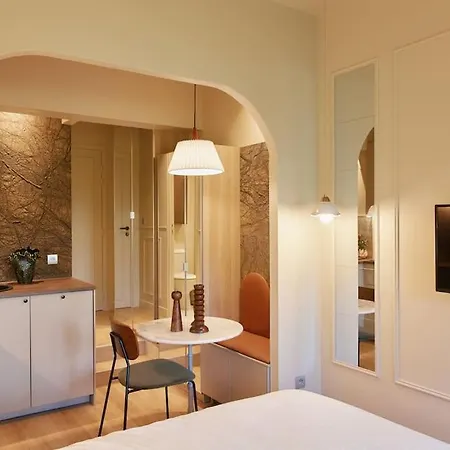 Saint Charles - Duke Housing アパート