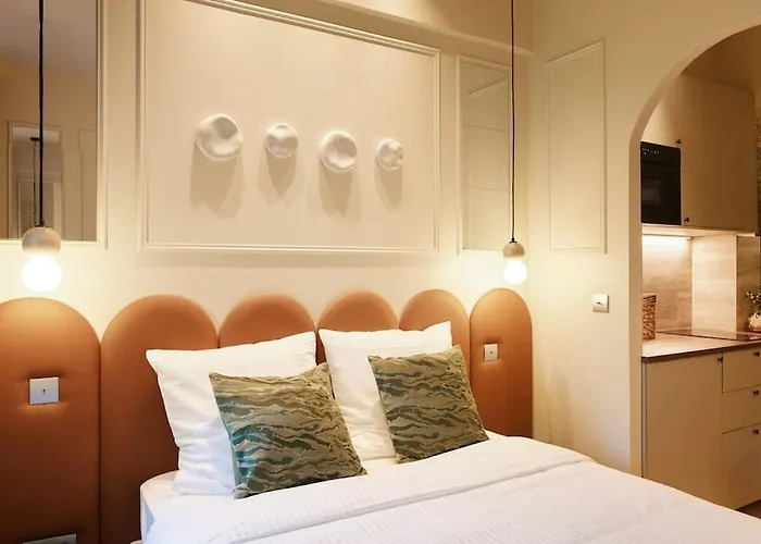 Saint Charles - Duke Housing